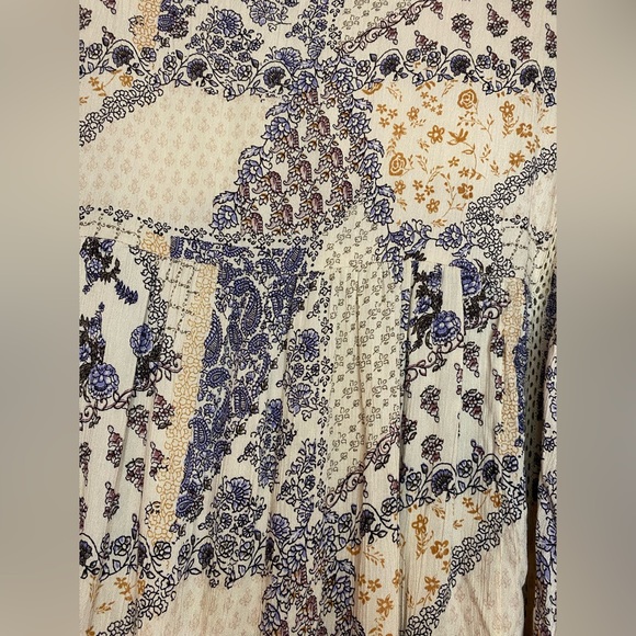 NWT Angie boho mixed print and crochet top - Picture 2 of 6